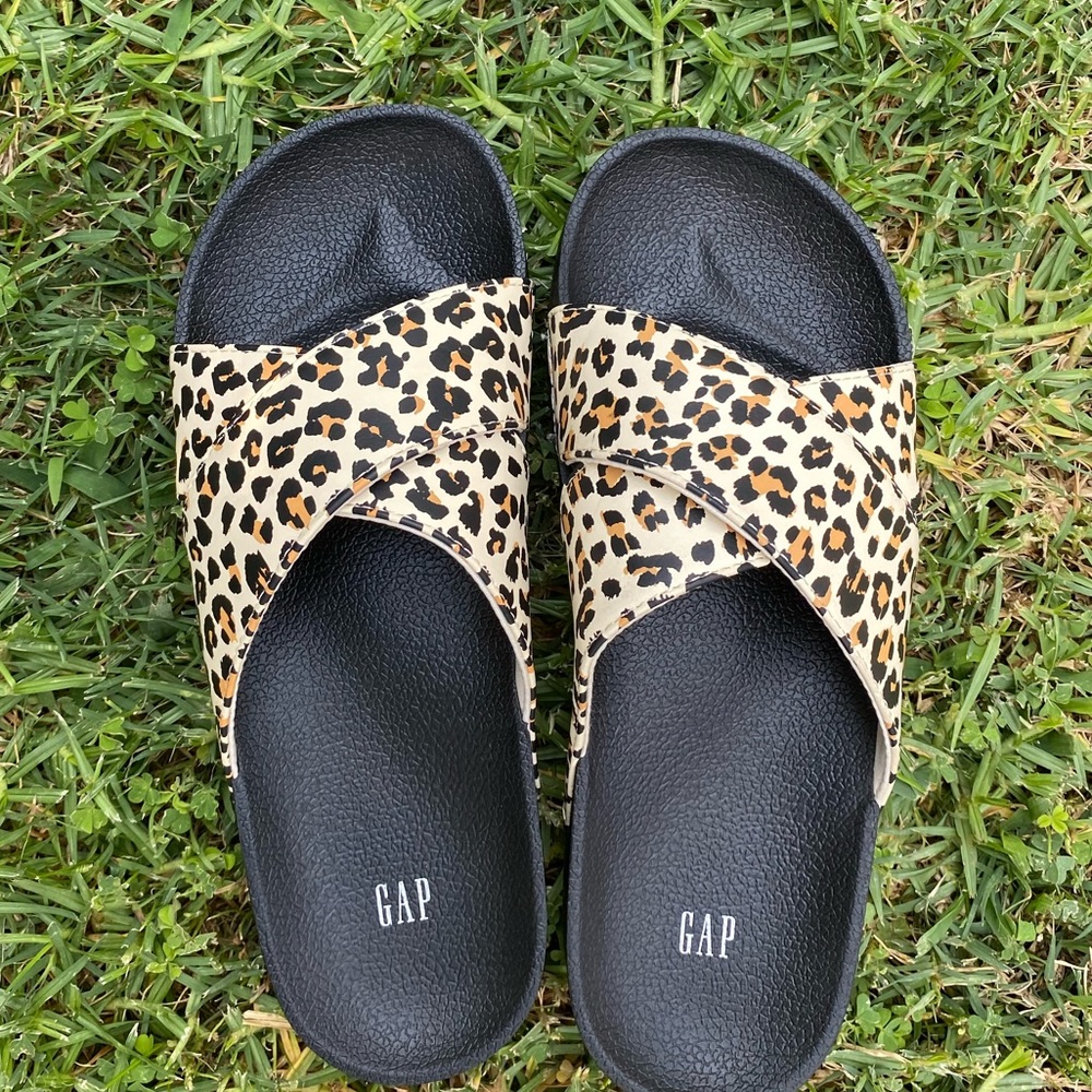 Leopard Print Sliders - Picture 2 of 5